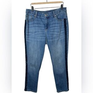 Chico's So Slimming Women’s Velvet Side-Seam Girlfriend Ankle Denim Jeans Size 8